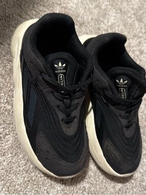 adidas Kids Black Sneakers with Cream Sole
